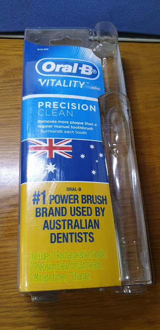 Đế sạc bàn chải đánh răng điện Oral-B Braun Vitality Precision Clean Charger